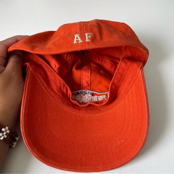 Hat - Picture 2 of 3